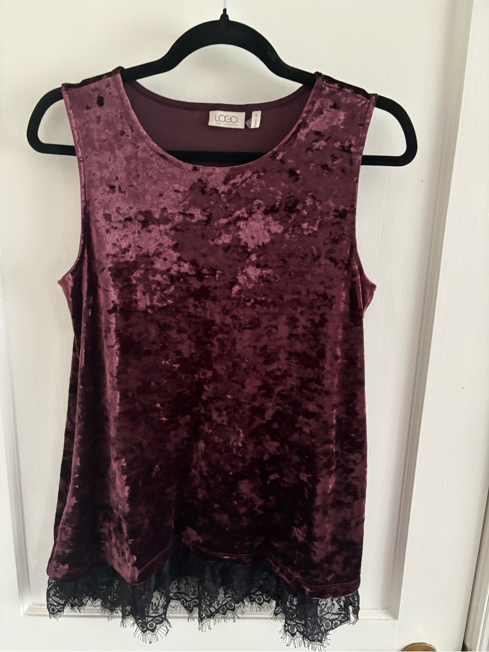 LOGO by Lori Goldstein Plum Velvet Lace-Trim Sleeveless Camisole